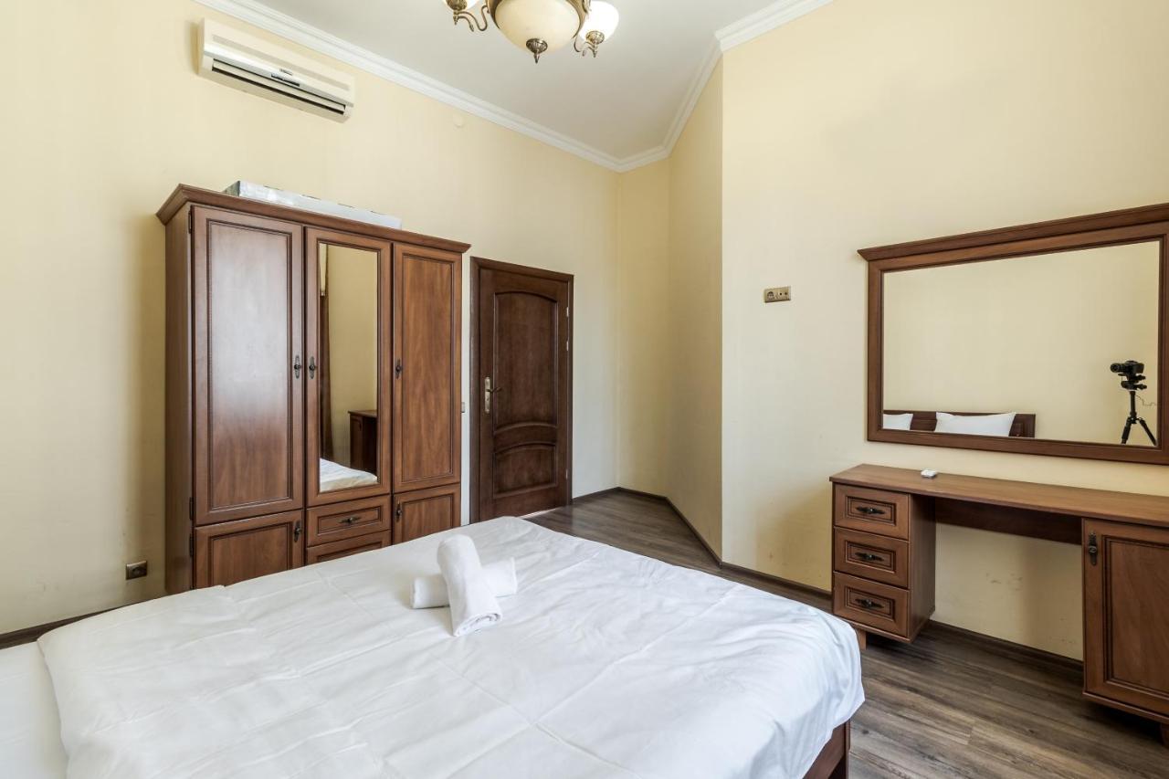 Fedorova Apartment Lviv Exterior foto