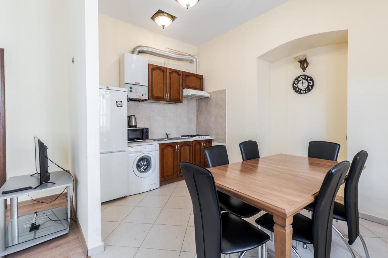 Fedorova Apartment Lviv Exterior foto